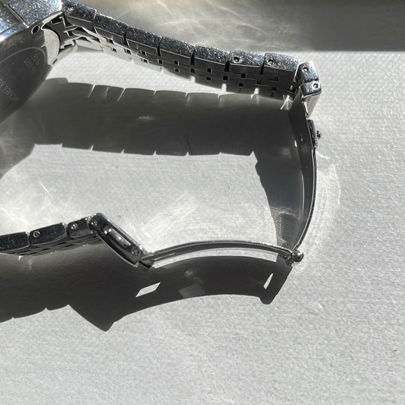 Michael Kors Watch - Picture 7 of 9